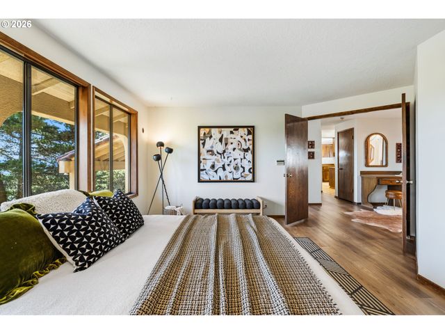 1543 Se 71ST Ave, Portland, OR 97215