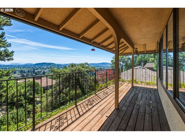 1543 Se 71ST Ave, Portland, OR 97215