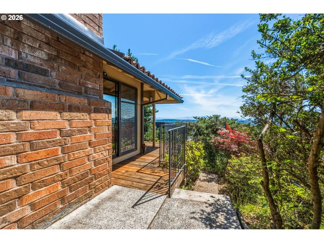 1543 Se 71ST Ave, Portland, OR 97215