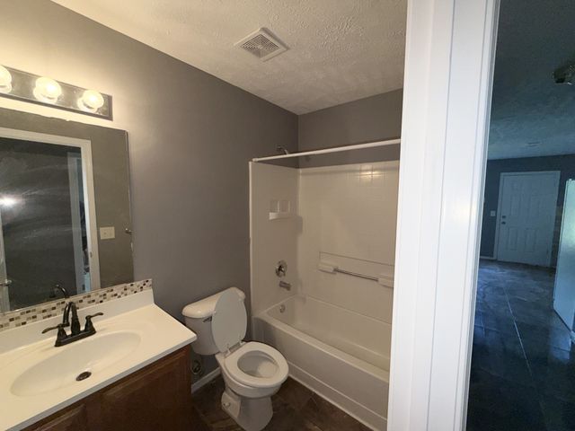 5228 Sunsail Dr, Antioch, TN 37013