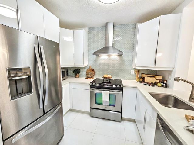 6530 N Ocean Boulevard 1080, Ocean Ridge, FL 33435