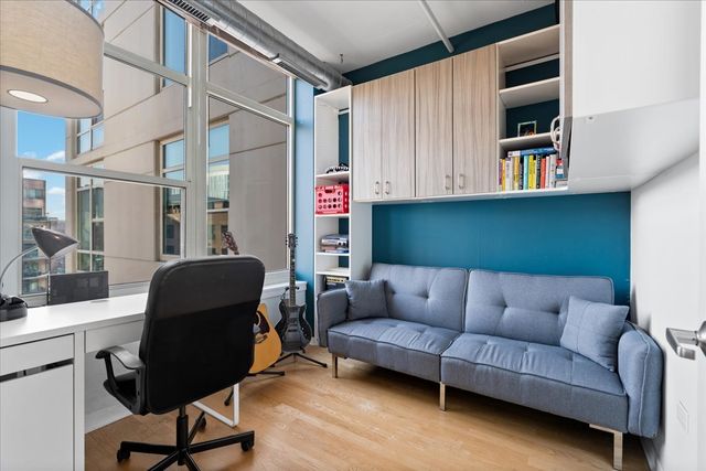 909 W Washington Street 804, Chicago, IL 60607