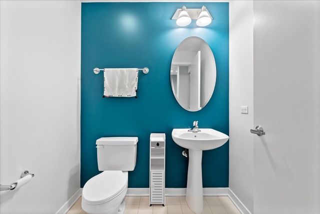 909 W Washington Street 804, Chicago, IL 60607