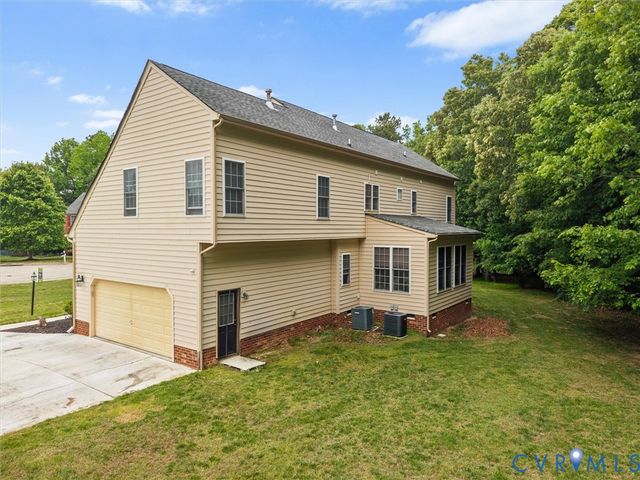 13807 Tobacco Bay Ct, Chester, VA 23836