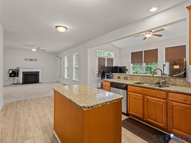 13807 Tobacco Bay Ct, Chester, VA 23836