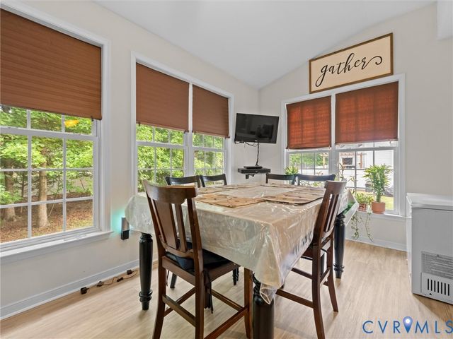 13807 Tobacco Bay Ct, Chester, VA 23836