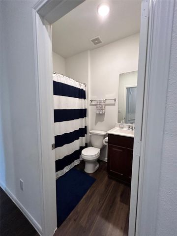 118 Ashwood Glade Drive, Conroe, TX 77378