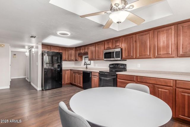 481 W Half Moon Way, Chandler, AZ 85225