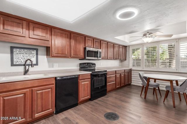 481 W Half Moon Way, Chandler, AZ 85225