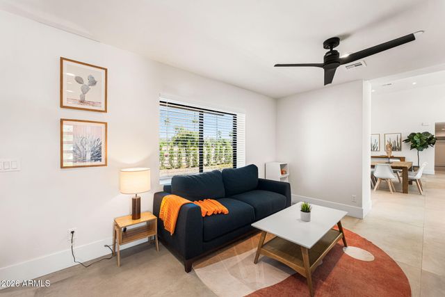 8621 E INDIAN BEND Road, Scottsdale, AZ 85250