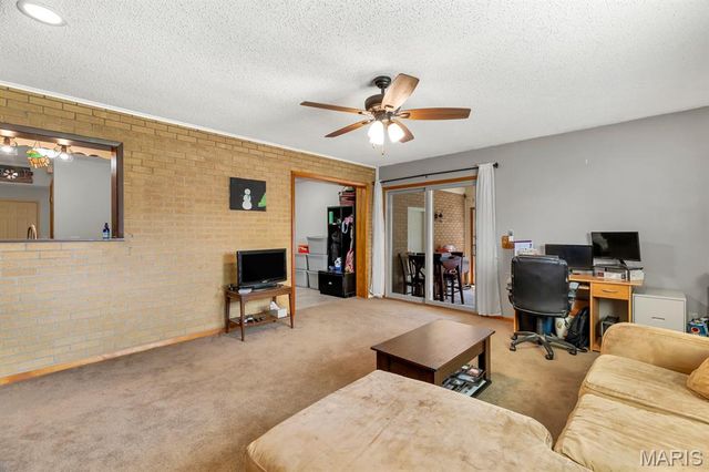 2122 Hamilton Drive, Granite City, IL 62040