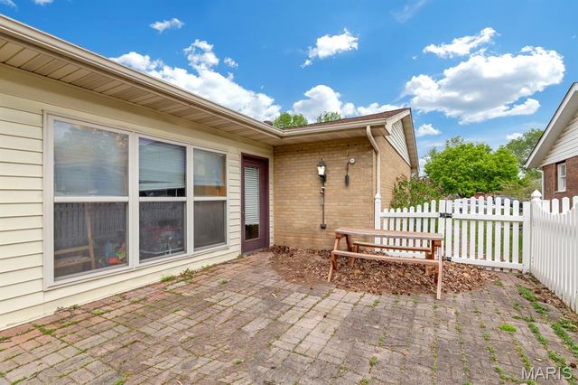 2122 Hamilton Drive, Granite City, IL 62040