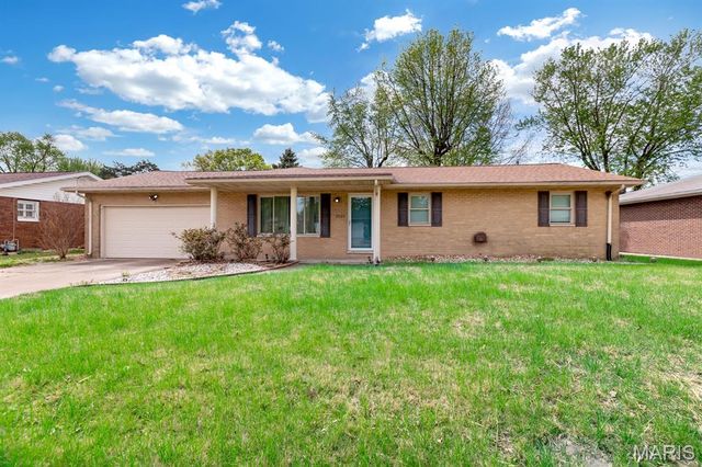 2122 Hamilton Drive, Granite City, IL 62040