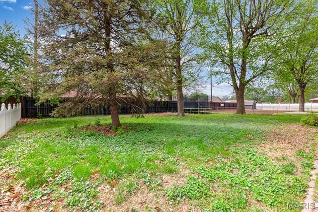 2122 Hamilton Drive, Granite City, IL 62040