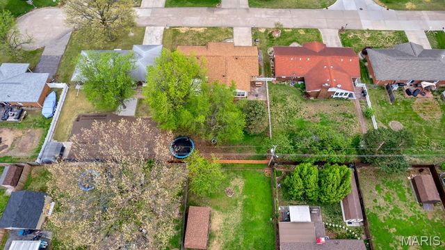 2122 Hamilton Drive, Granite City, IL 62040