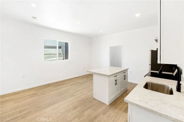 1375 N Mentor Avenue, Pasadena, CA 91104