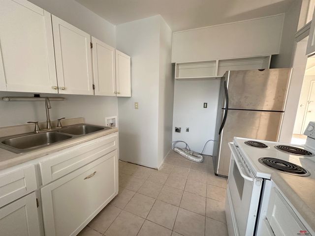 4925 Colfax Avenue, Lincoln, NE 68504