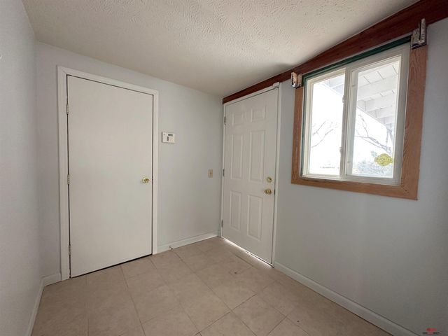 4925 Colfax Avenue, Lincoln, NE 68504