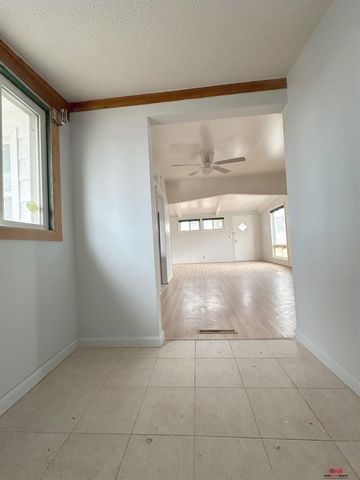 4925 Colfax Avenue, Lincoln, NE 68504