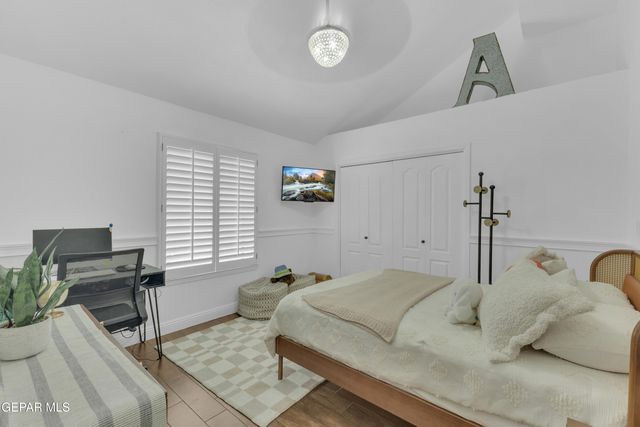 2085 PASEO DEL PRADO Drive, El Paso, TX 79936