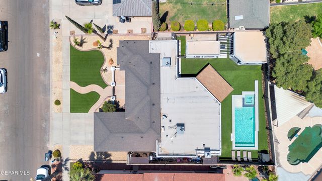 2085 PASEO DEL PRADO Drive, El Paso, TX 79936