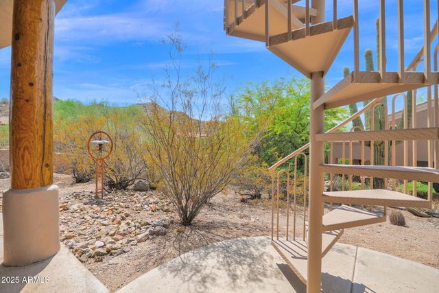 7130 E SADDLEBACK Street 5, Mesa, AZ 85207