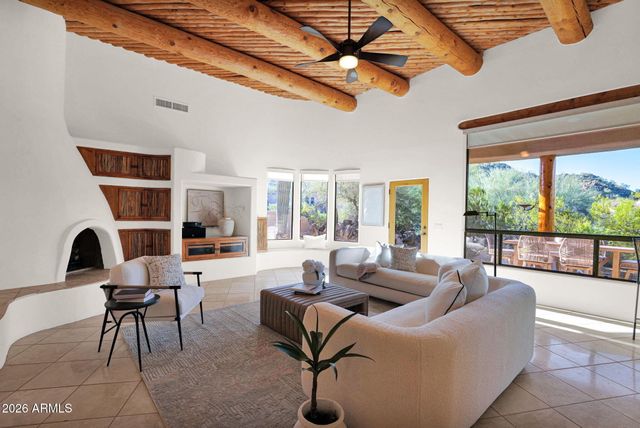 7130 E SADDLEBACK Street 5, Mesa, AZ 85207