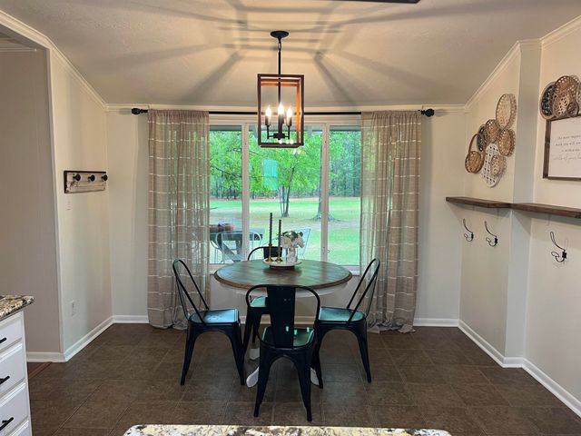 202 Piney Loop, Marshall, TX 75672