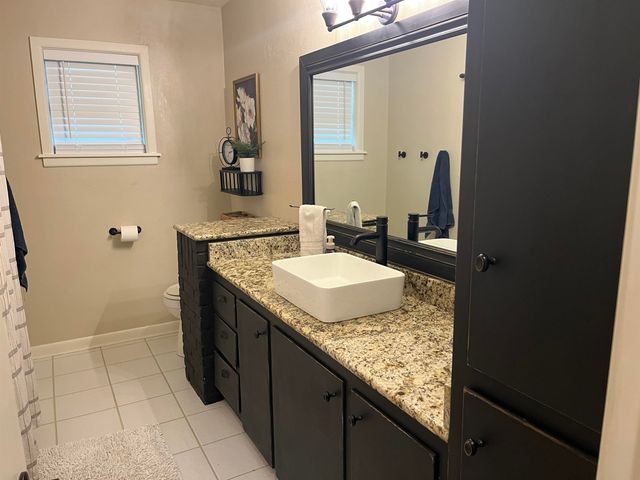 202 Piney Loop, Marshall, TX 75672