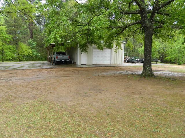 202 Piney Loop, Marshall, TX 75672