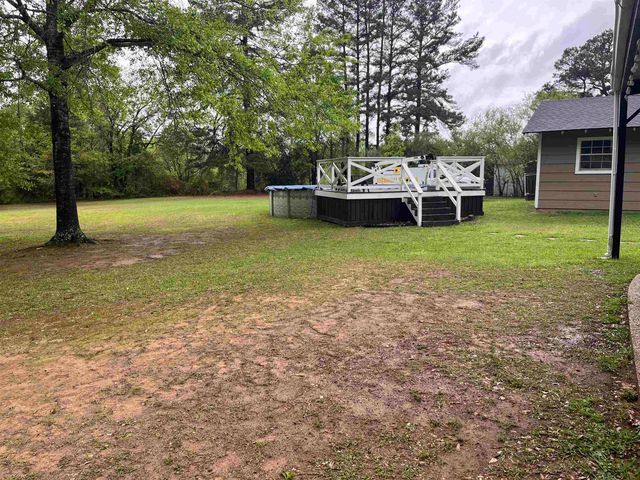 202 Piney Loop, Marshall, TX 75672