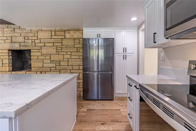 3860 Valley Lights Drive, Pasadena, CA 91107