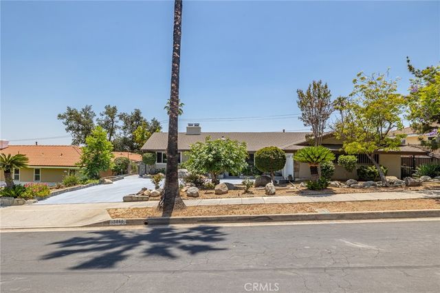 3860 Valley Lights Drive, Pasadena, CA 91107