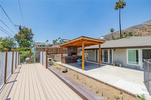 3860 Valley Lights Drive, Pasadena, CA 91107