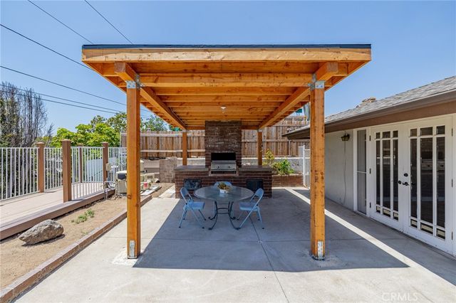 3860 Valley Lights Drive, Pasadena, CA 91107