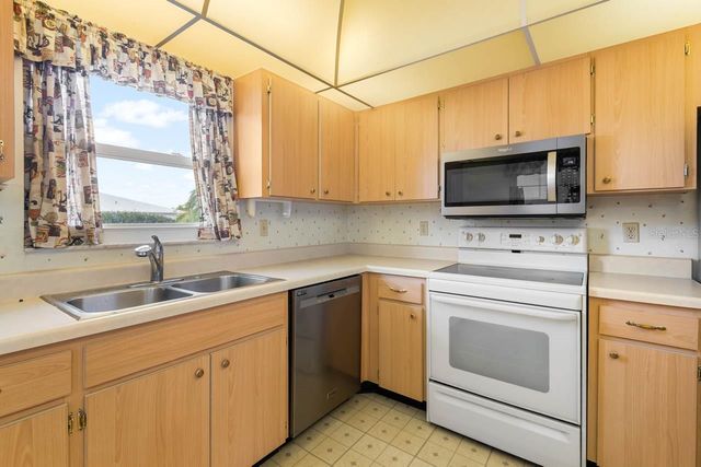 656 FORT DUQUESNA DRIVE, Sun City Center, FL 33573