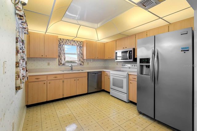 656 FORT DUQUESNA DRIVE, Sun City Center, FL 33573