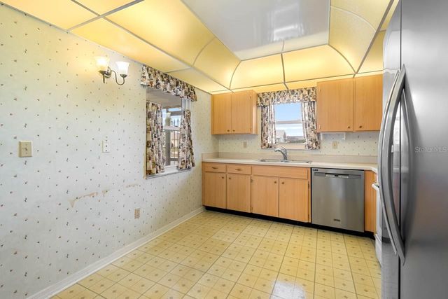 656 FORT DUQUESNA DRIVE, Sun City Center, FL 33573