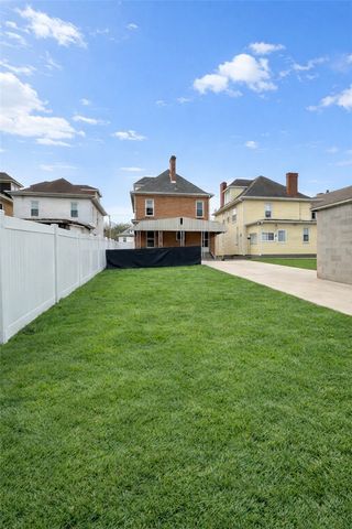 134 Murdock St, Canonsburg, PA 15317