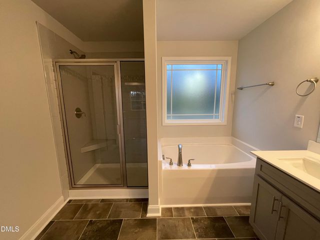 193 Falls Of The Cape Drive, Lillington, NC 27546