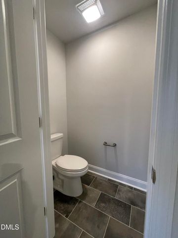 193 Falls Of The Cape Drive, Lillington, NC 27546