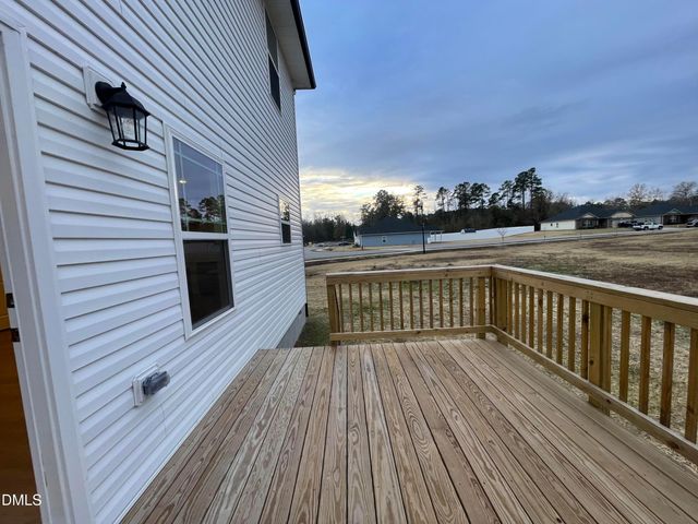 193 Falls Of The Cape Drive, Lillington, NC 27546