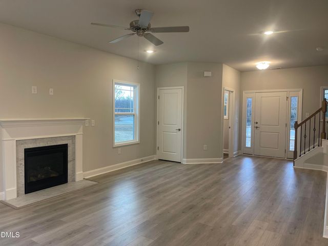 193 Falls Of The Cape Drive, Lillington, NC 27546
