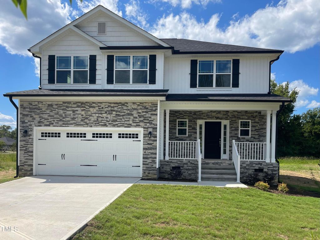 193 Falls Of The Cape Drive, Lillington, NC 27546