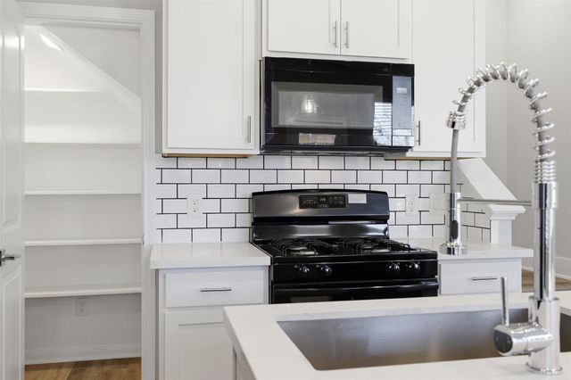 9906 Clark Canyon Lane, Houston, TX 77076