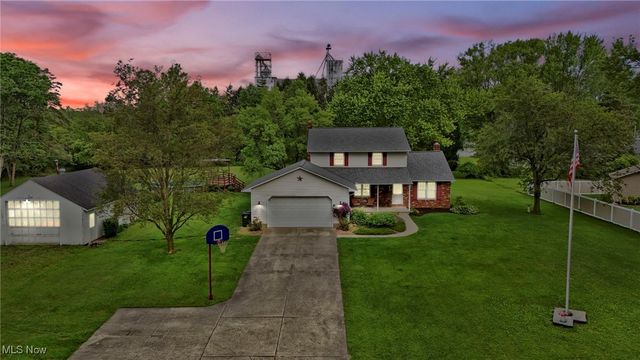 1065 Sunshine Court, Grafton, OH 44044