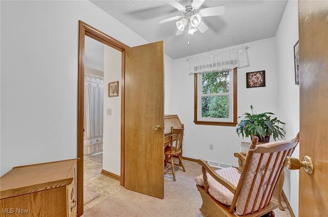 1065 Sunshine Court, Grafton, OH 44044