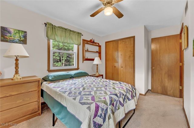 1065 Sunshine Court, Grafton, OH 44044