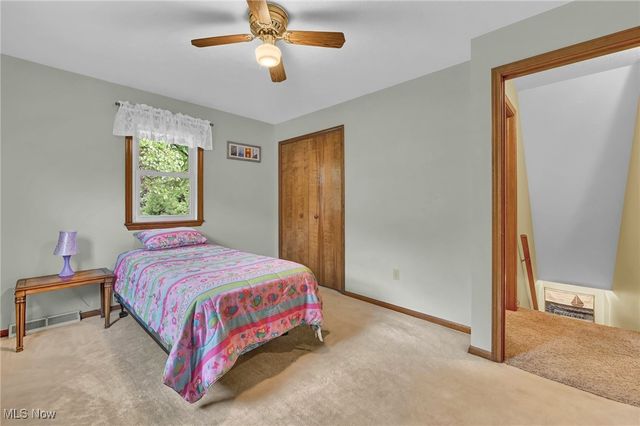 1065 Sunshine Court, Grafton, OH 44044