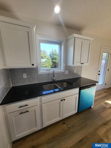 410 Lou Drive, Hallam, NE 68368